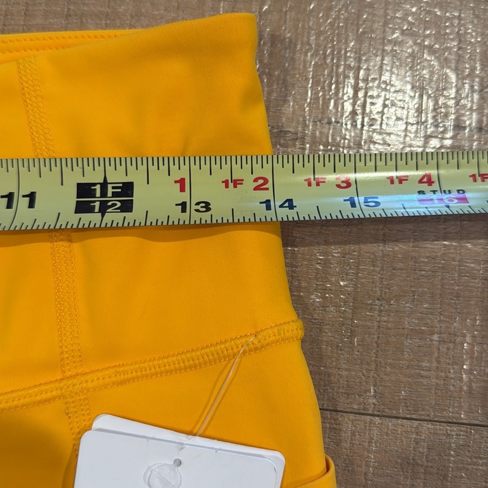 NWT ATHLETA Ultimate Stash II Capri Legging Radiant Sunshine Size Medium - Picture 12 of 13
